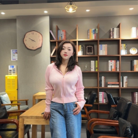 白云大胸妹兼值 - 婷婷