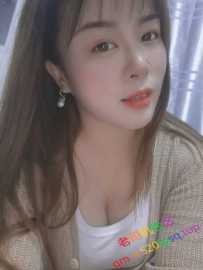    清纯女孩